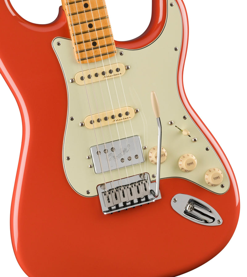 กีต้าร์ไฟฟ้า Fender Player Plus Stratocaster HSS, Fiesta Red